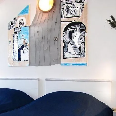 For Two Persons With Sea View In Near The Apartment Trogir