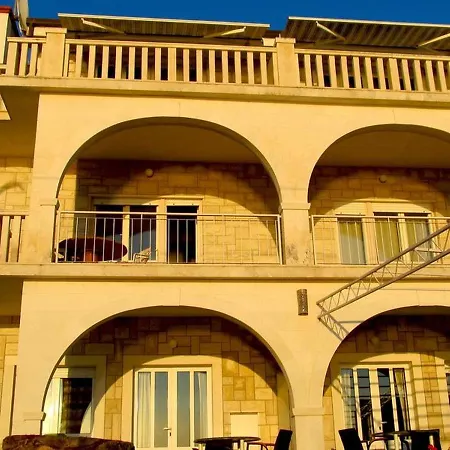 For Two Persons With Sea View In Near The Apartment Trogir